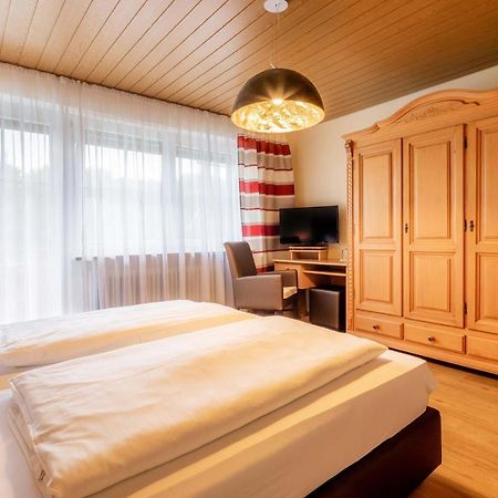 Landgasthof Moser & Restaurant Bootshaus Windorf  Εξωτερικό φωτογραφία