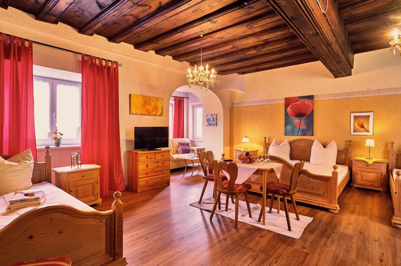 Landgasthof Moser & Restaurant Bootshaus Windorf  Εξωτερικό φωτογραφία