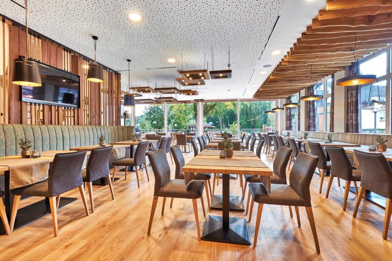 Landgasthof Moser & Restaurant Bootshaus Windorf  Εξωτερικό φωτογραφία